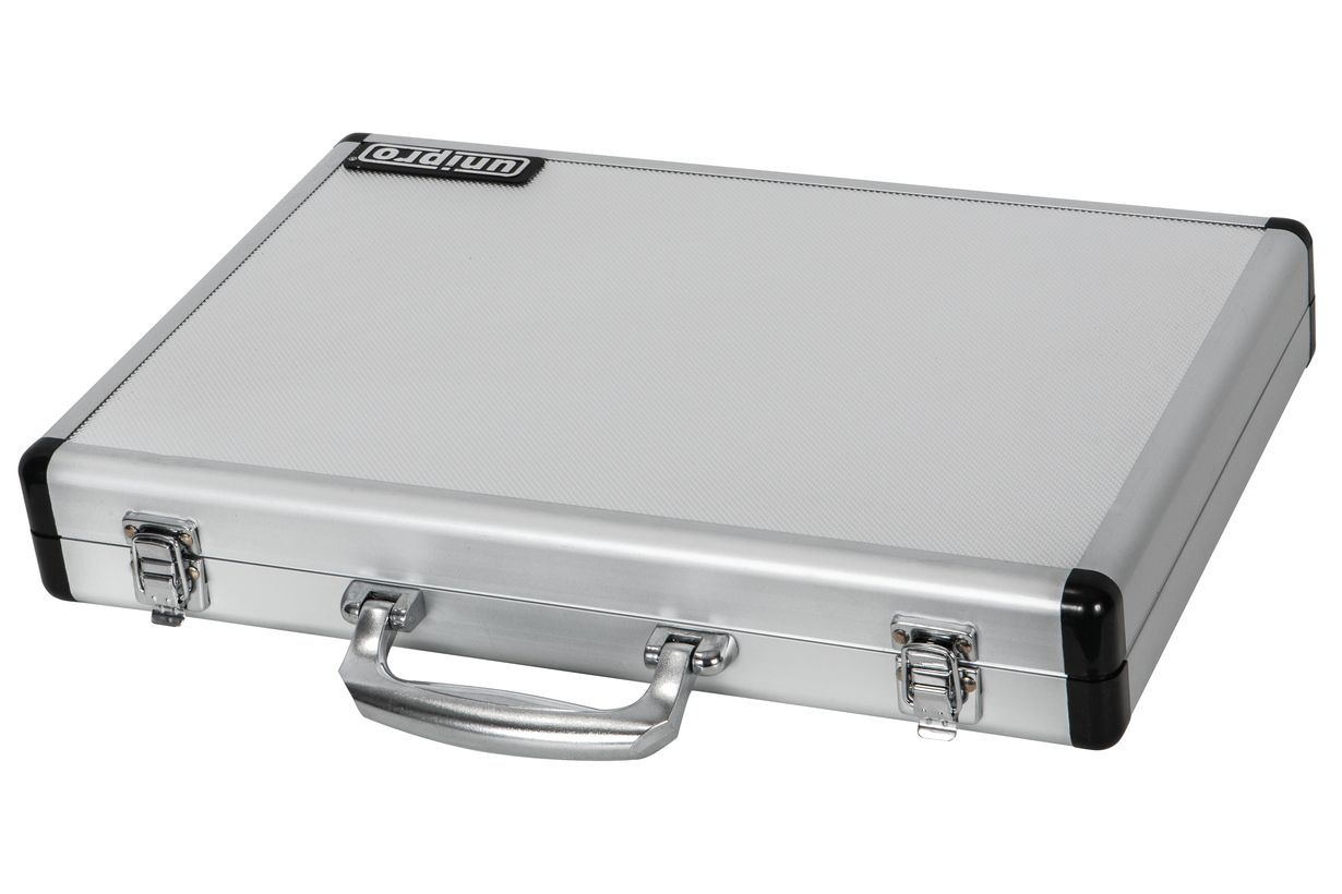 Автомобильный набор на 75 предметов UNIPRO